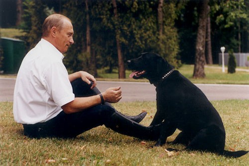 Vladimir_Putin_and_Koni-4.jpg